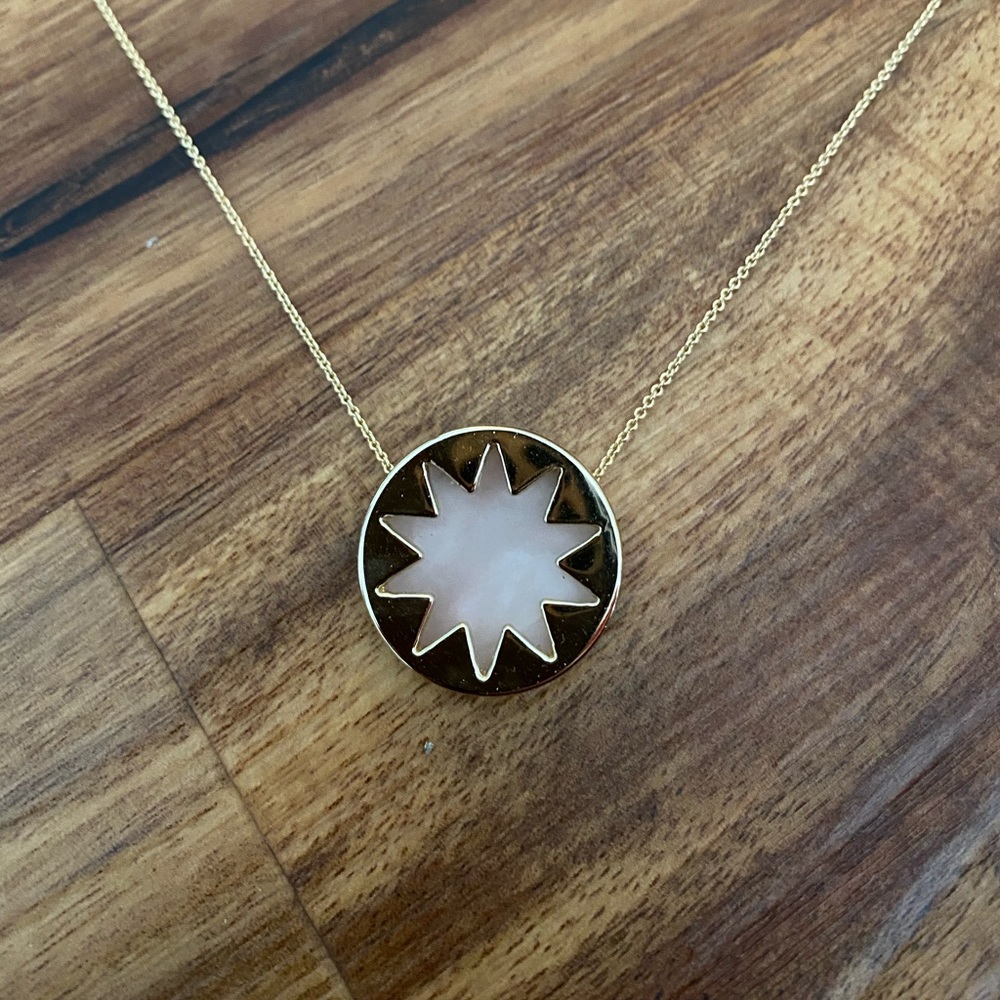 House of Harlow starburst necklace